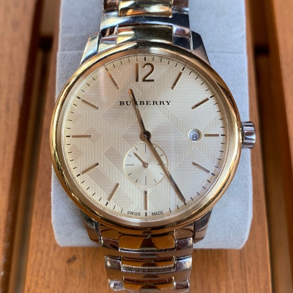 BURBERRY | LUXURY | CLASSIC | BU 10011 | MEN WATCH - Picture 1 of 8